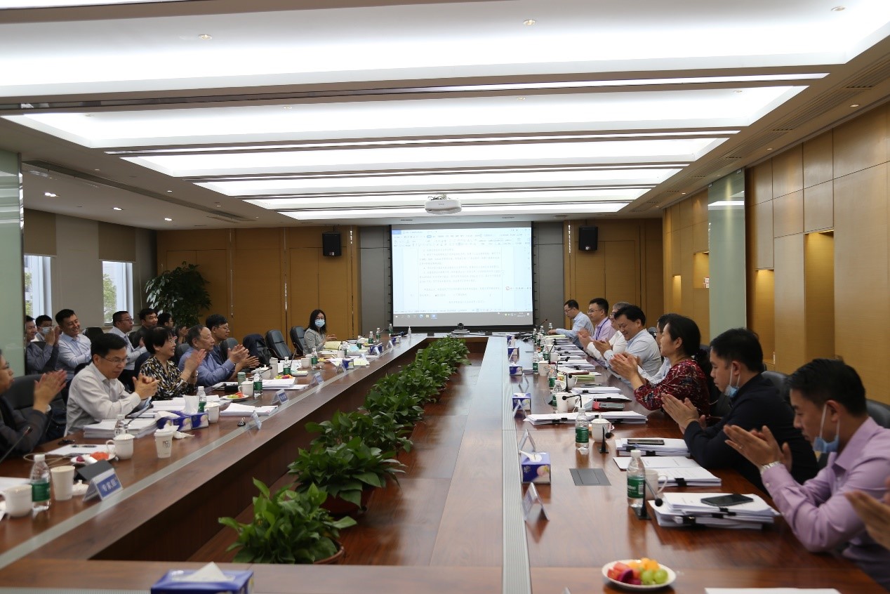 �������ʹ���-׷�󿵽�,����һ������