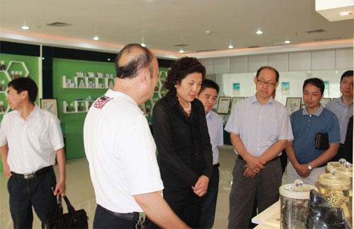 �������ʹ���-׷�󿵽�,����һ������