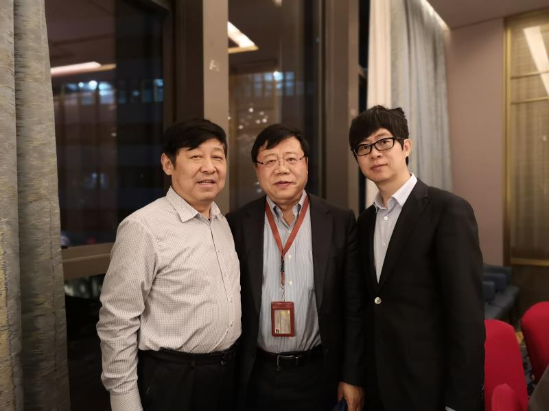 �������ʹ���-׷�󿵽�,����һ������