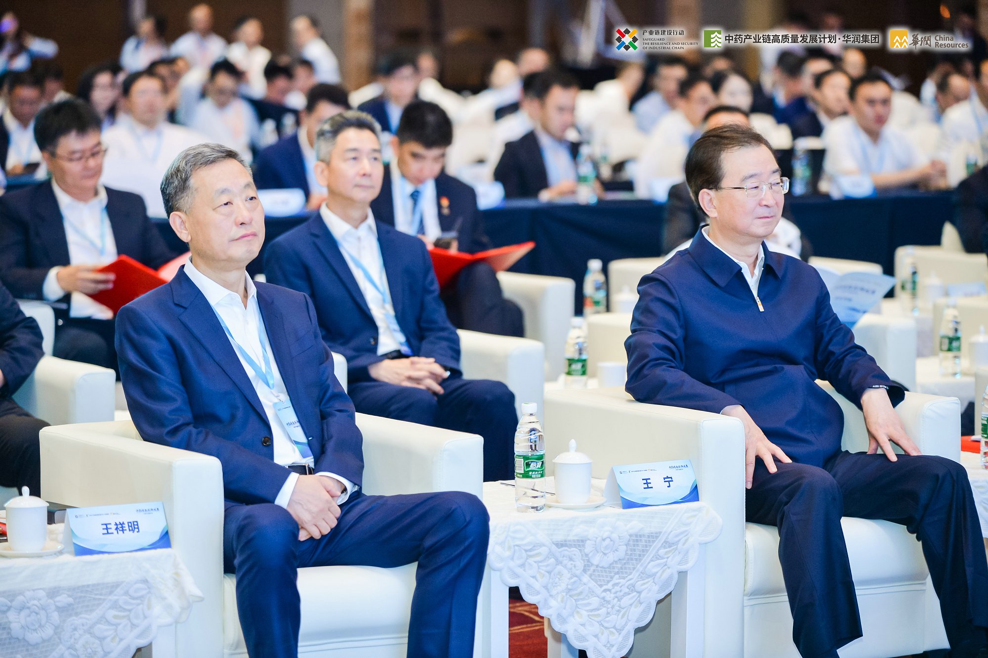 �������ʹ���-׷�󿵽�,����һ������