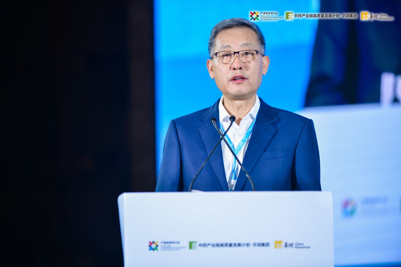 �������ʹ���-׷�󿵽�,����һ������