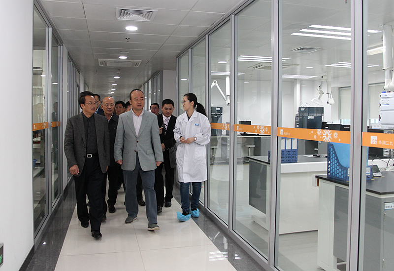 �������ʹ���-׷�󿵽�,����һ������