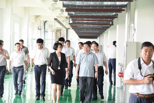 �������ʹ���-׷�󿵽�,����һ������