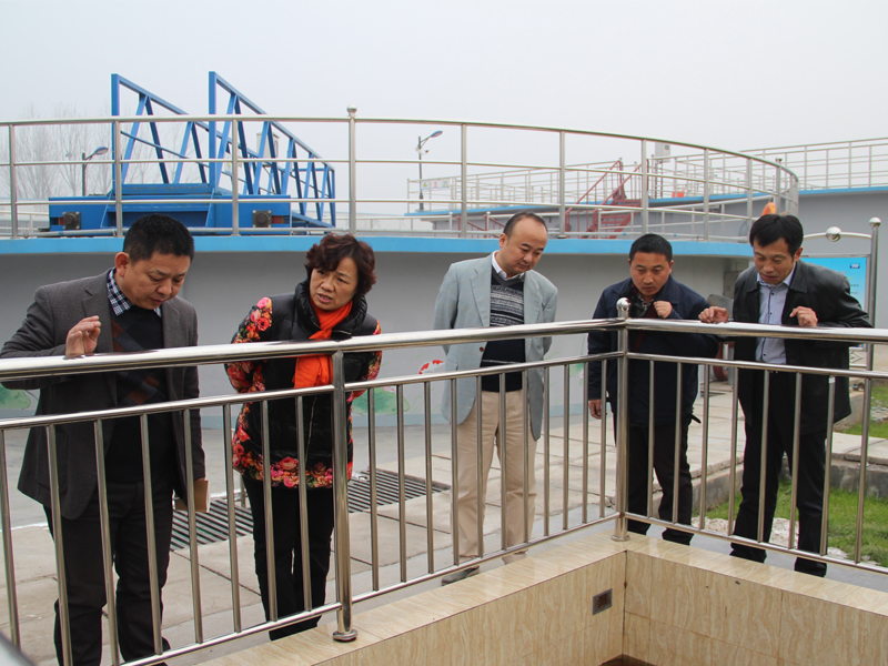 �������ʹ���-׷�󿵽�,����һ������