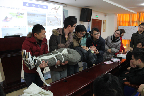 �������ʹ���-׷�󿵽�,����һ������