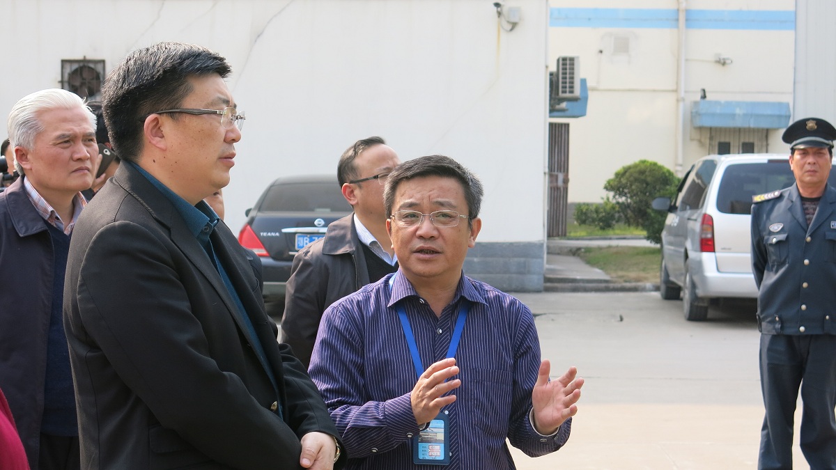 �������ʹ���-׷�󿵽�,����һ������