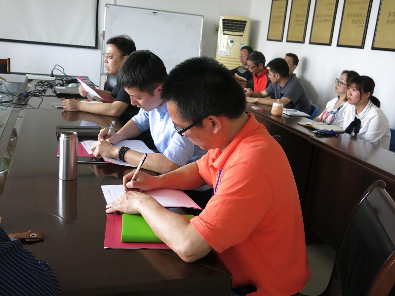 �������ʹ���-׷�󿵽�,����һ������