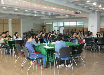 �������ʹ���-׷�󿵽�,����һ������